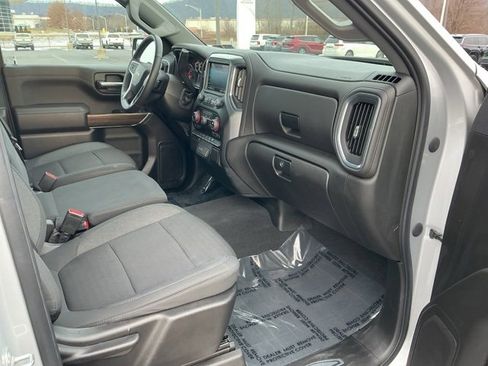 Used 2022 Chevrolet Silverado 1500 LT image 24