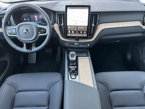 New 2026 Volvo XC60 B5 Core w/ Climate Package PRO AWD/4WD image 14