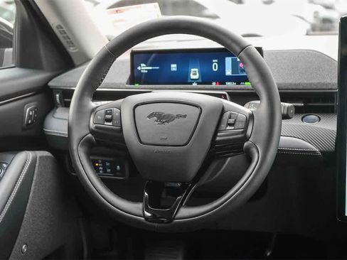 Used 2025 Ford Mustang Mach-E Premium image 15