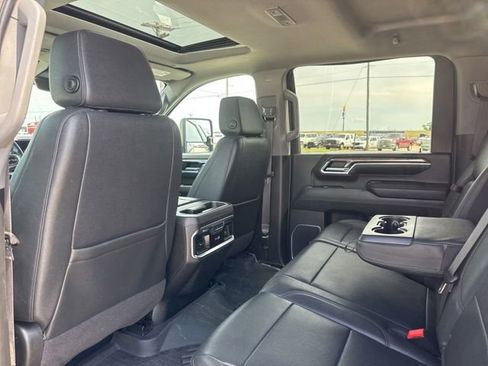 Used 2024 Chevrolet Silverado 2500 LTZ w/ LTZ Convenience Package AWD/4WD image 31