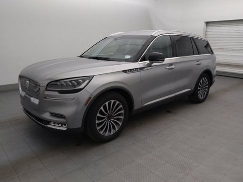 Used 2020 Lincoln Aviator Reserve w/ Class IV Trailer Tow Package image 2