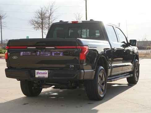 Used 2023 Ford F150 Lightning Lariat image 9