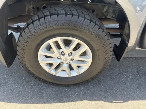 Used 2019 Nissan Frontier SV AWD/4WD image 28