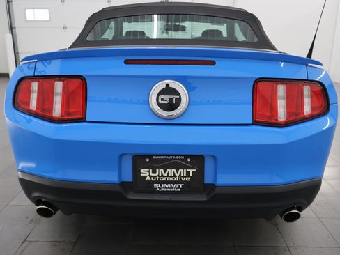 Used 2010 Ford Mustang GT Premium RWD image 26