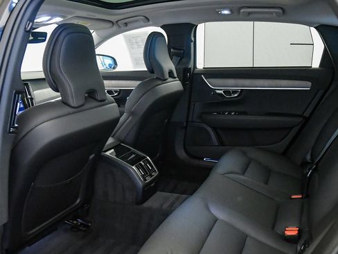 Certified 2023 Volvo S90 B6 Plus AWD/4WD image 19