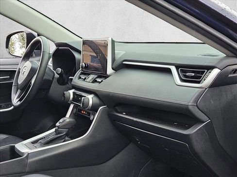 Used 2024 Toyota RAV4 XLE Premium image 21