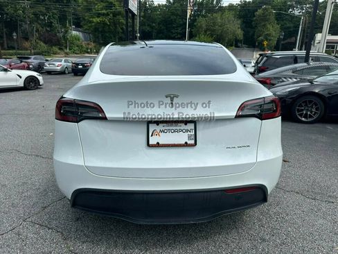 Used 2023 Tesla Model Y Long Range AWD/4WD image 5