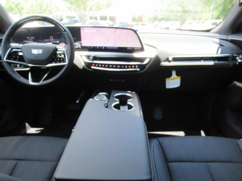 New 2026 Cadillac Lyriq Sport RWD image 11