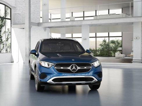 Used 2026 Mercedes-Benz GLC 300 4MATIC image 8