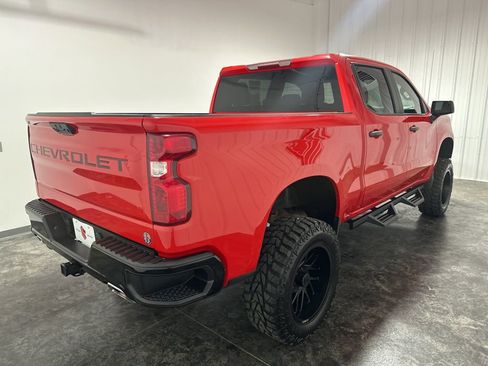Used 2022 Chevrolet Silverado 1500 Custom Trail Boss w/ LPO, Dark Essentials Package AWD/4WD image 6
