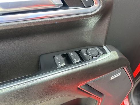 Used 2022 Chevrolet Silverado 1500 LT Trail Boss w/ LT Trail Boss Premium Package AWD/4WD image 13