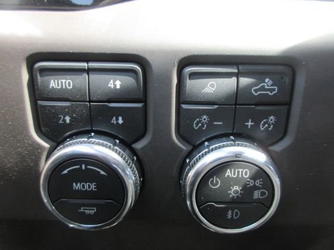 New 2026 GMC Sierra 1500 Denali AWD/4WD image 18