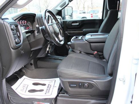 Used 2023 Chevrolet Silverado 2500 LT image 8