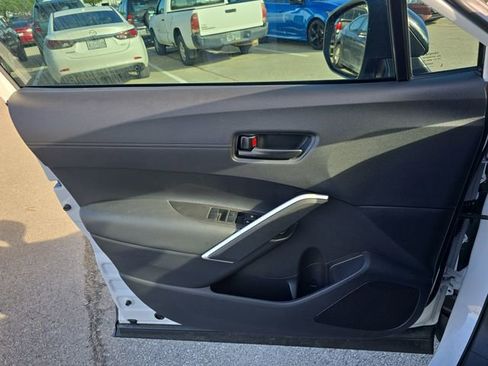 Used 2026 Toyota Corolla Cross SE image 26