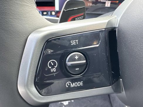 New 2026 BMW 550e xDrive w/ Premium Package image 36