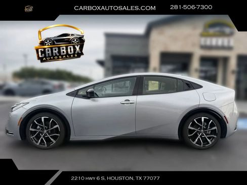 Used 2026 Toyota Prius Plug-In Hybrid w/ Limited Premium Package FWD image 1