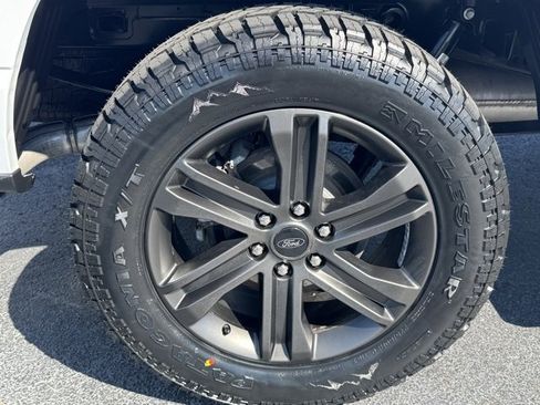 Used 2022 Ford F150 XLT w/ Equipment Group 302A High image 6