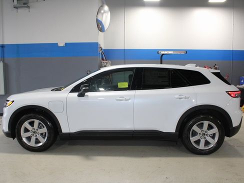 New 2026 Honda Prologue EX image 8