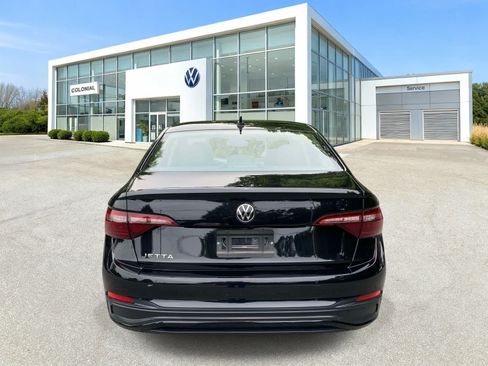 Certified 2024 Volkswagen Jetta S FWD image 4