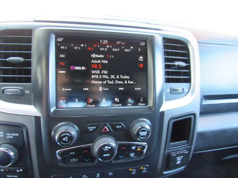 Used 2018 RAM 2500 Power Wagon w/ Luxury Group image 32