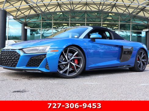 Used 2021 Audi R8 V10 w/ Premium Package image 1