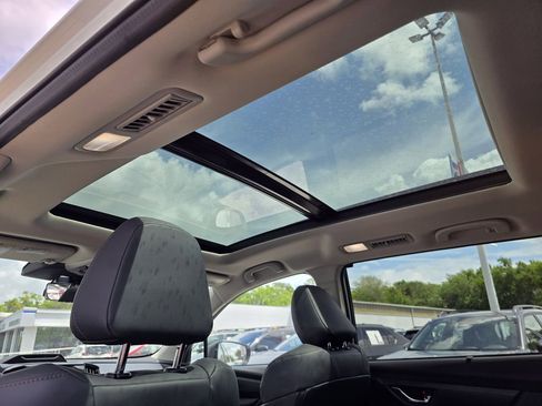 Certified 2025 Subaru Ascent Bronze Edition w/ Popular Package #2 image 17