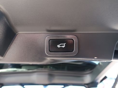 Used 2015 Land Rover Range Rover Sport HSE AWD/4WD image 46