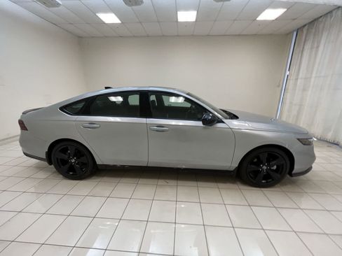 Used 2024 Honda Accord Sport image 27