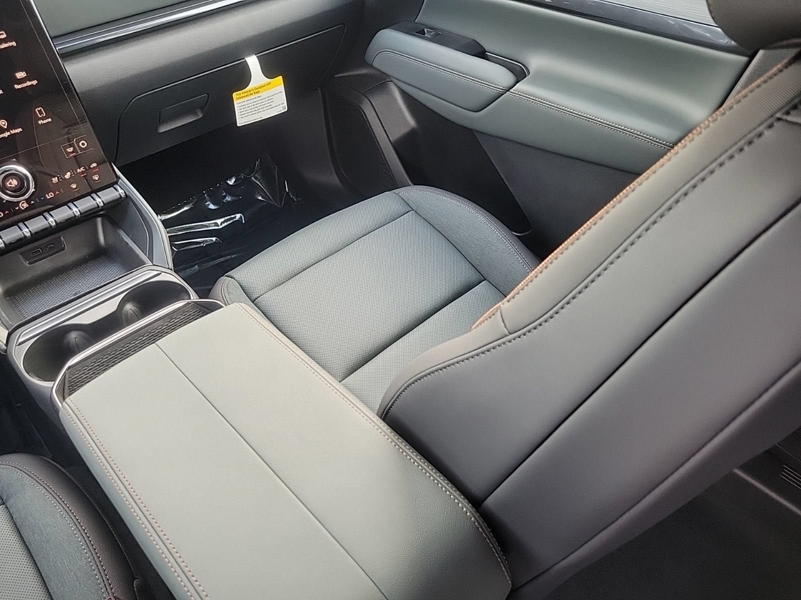 New 2027 GMC Terrain AT4 w/ Convenience Package III AWD/4WD image 12
