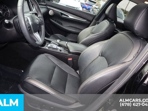 Used 2023 INFINITI QX50 Luxe w/ Accent Package image 11
