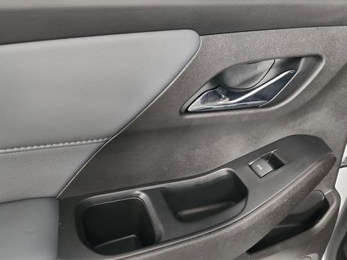 Used 2021 Chevrolet Traverse Premier FWD image 30