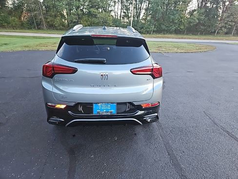 Used 2024 Buick Encore GX Sport Touring image 6