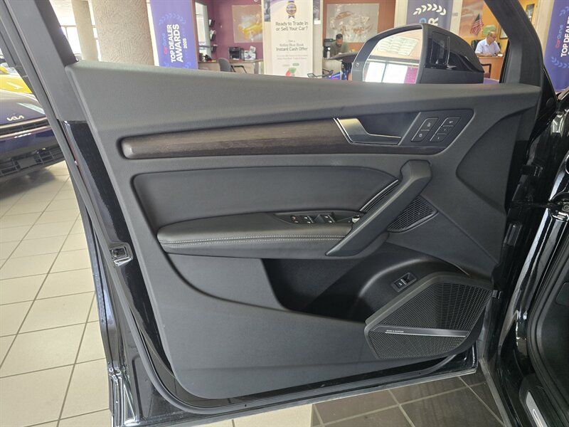 Used 2024 Audi Q5 2.0T Premium Plus AWD/4WD image 7