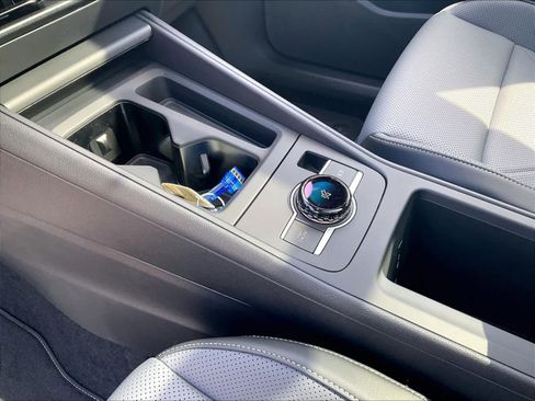 New 2026 Volkswagen Tiguan SE R-Line AWD/4WD image 13