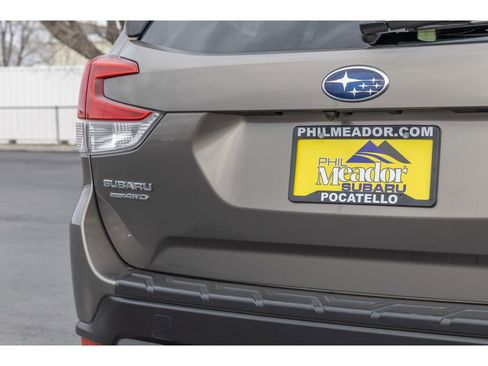 Used 2019 Subaru Forester Premium image 30