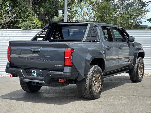 Used 2024 Toyota Tacoma 4x4 Double Cab Hybrid image 10