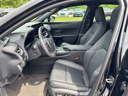 Used 2025 Lexus UX 300h AWD w/ Cold Area Package image 20
