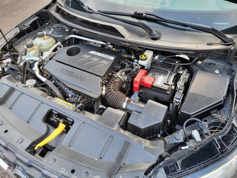 Used 2023 Nissan Rogue SV image 22