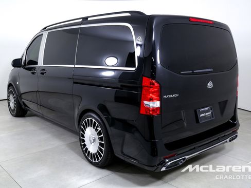 Used 2018 Mercedes-Benz Metris Passenger image 6