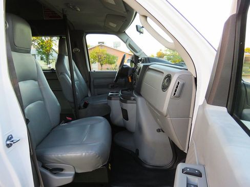 Used 2012 Ford E-150 and Econoline 150 w/ PWR Group image 20