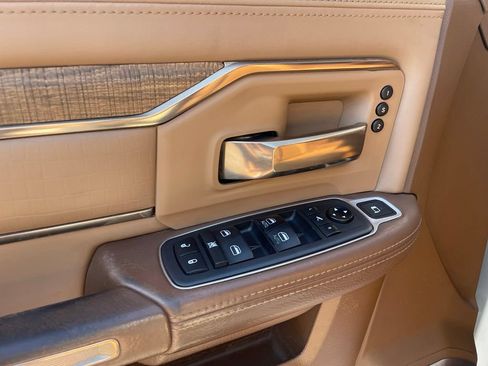 Used 2019 RAM 2500 Limited AWD/4WD image 14