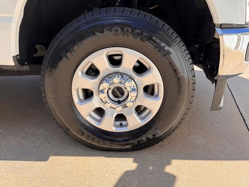 Used 2023 Ford F250 XLT image 32