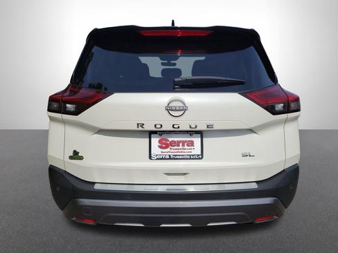 Used 2023 Nissan Rogue SL w/ SL Premium Package FWD image 4