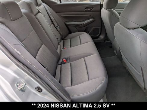 Used 2024 Nissan Altima 2.5 SV FWD image 28