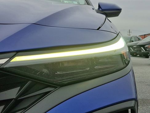 Used 2024 Hyundai Elantra SEL w/ Convenience Package image 8