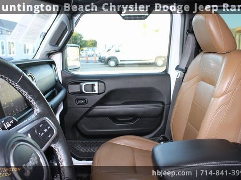 Used 2021 Jeep Wrangler Unlimited Sahara w/ Cold Weather Group image 42