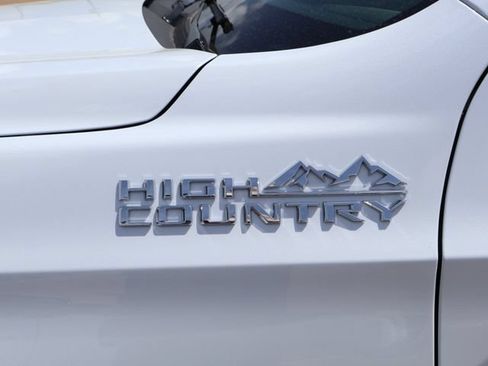 New 2026 Chevrolet Tahoe High Country AWD/4WD image 11