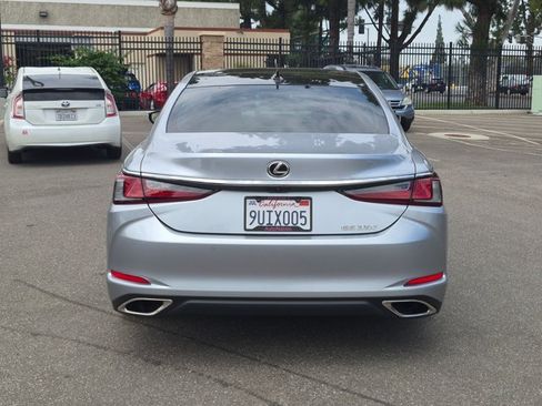 Used 2025 Lexus ES 350 w/ Premium Package FWD image 6