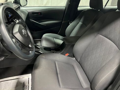 Used 2023 Toyota Corolla LE FWD image 19