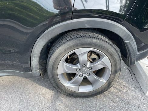 Used 2022 Honda HR-V LX image 8